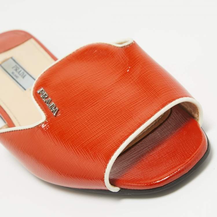Pre Owned Prada Orange Patent Leather Flat Slides Size 36