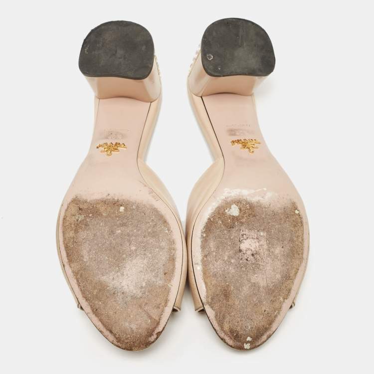 Pre Owned Prada Beige Vernice Saffiano Leather Crystal Embellished Slide Sandals Size 40.5