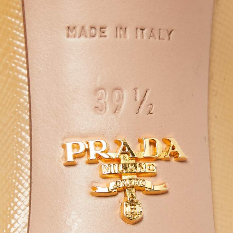 Pre Owned Prada Beige Saffiano Patent Leather Pointed Toe Pumps Size 39.5