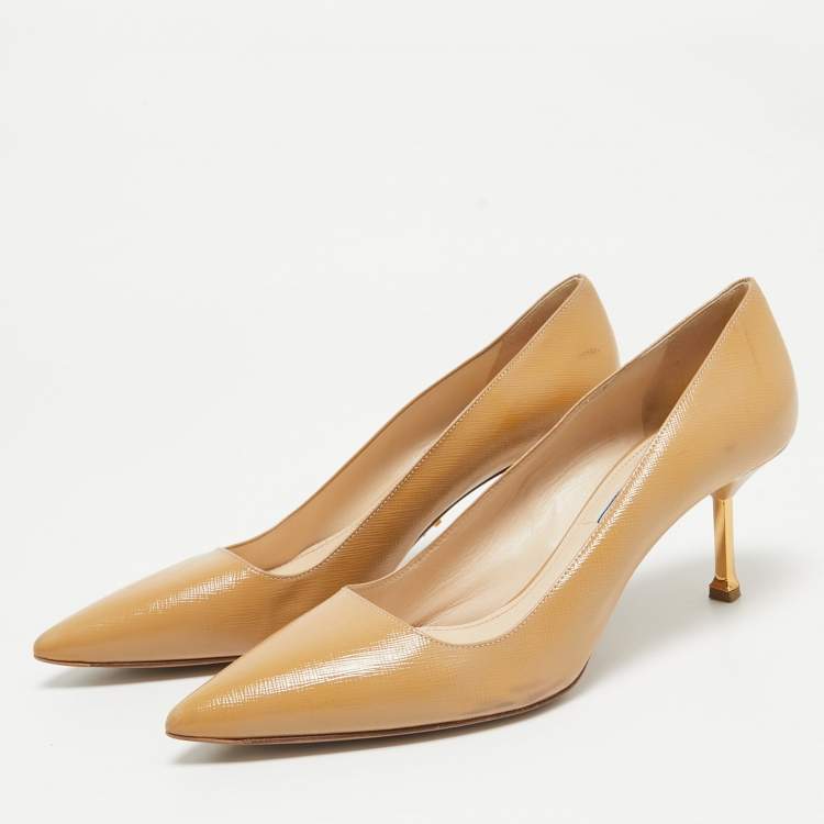 Pre Owned Prada Beige Saffiano Patent Leather Pointed Toe Pumps Size 39.5
