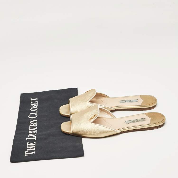 Pre Owned Prada Gold Leather Flat Slides Size 36.5