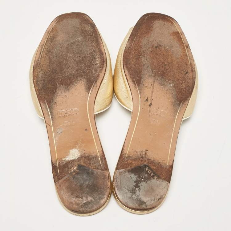 Pre Owned Prada Gold Leather Flat Slides Size 36.5