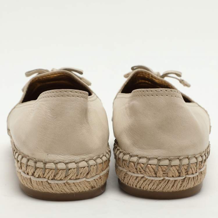 Pre Owned Prada Cream Leather Bow Espadrille Flats Size 38