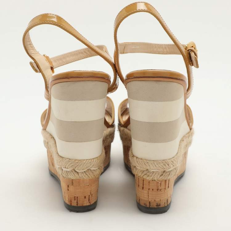 Pre Owned Prada Beige Patent Leather Wedge Espadrille Sandals Size 39.5