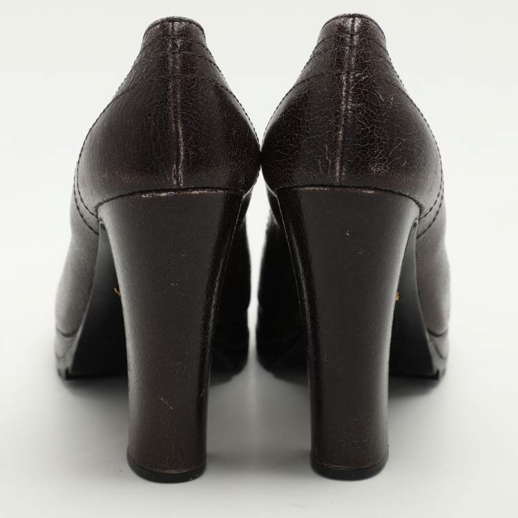 Pre Owned Prada Brown Leather Block Heel Pumps Size 38