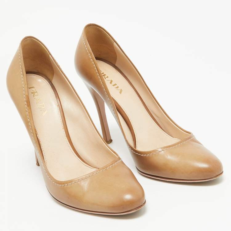 Pre Owned Prada Brown Leather Round Toe Pumps Size 37