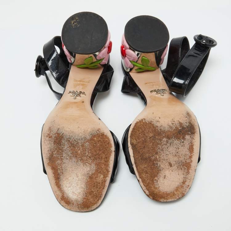 Pre Owned Prada Black Patent Leather Ankle Strap Floral Block Heel Sandals Size 39