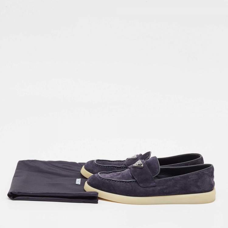 مملوكة مسبقًا Prada Navy Blue Suede Slip On Loafers Size 37.5