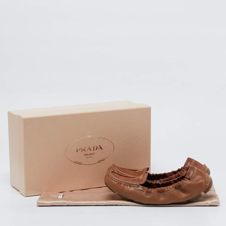 Pre Owned Prada Brown Leather Scrunch Slip On Loafers Size 37