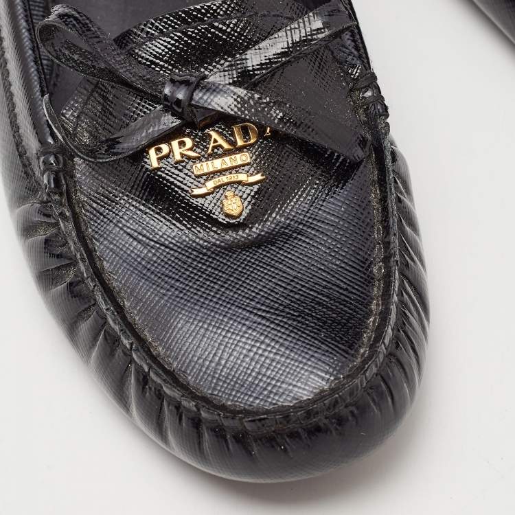 Pre Owned Prada Black Patent Leather Logo Bow Loafers Size 37  