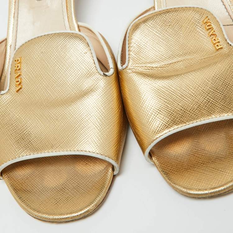 Pre Owned Prada Gold Saffiano Leather Block Heel Slide Sandals Size 39