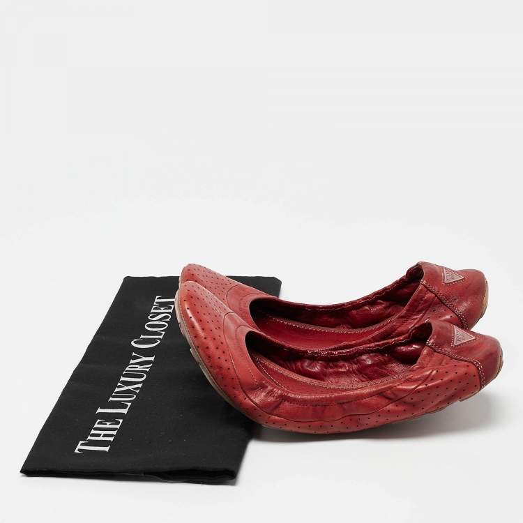 Pre Owned Prada Brown Leather Scrunch Ballet Flats Size 38