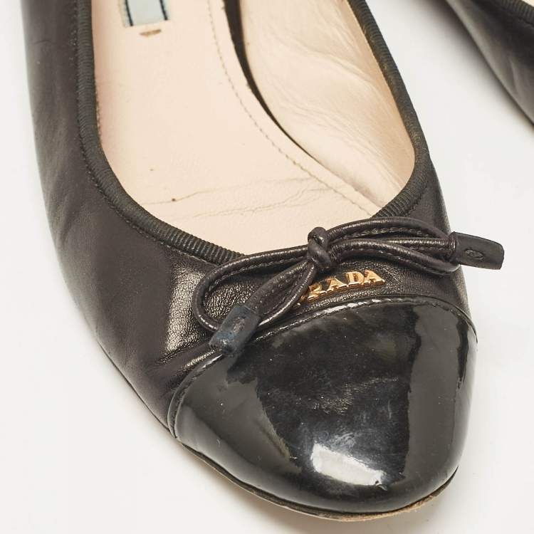 Pre Owned Prada Black Leather and Patent Leather Cap Toe Bow Ballet Flats Size 39.5