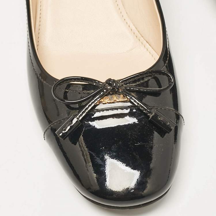 Pre Owned Prada Black Patent Leather Bow Cap Toe Block Heel Pumps Size 37