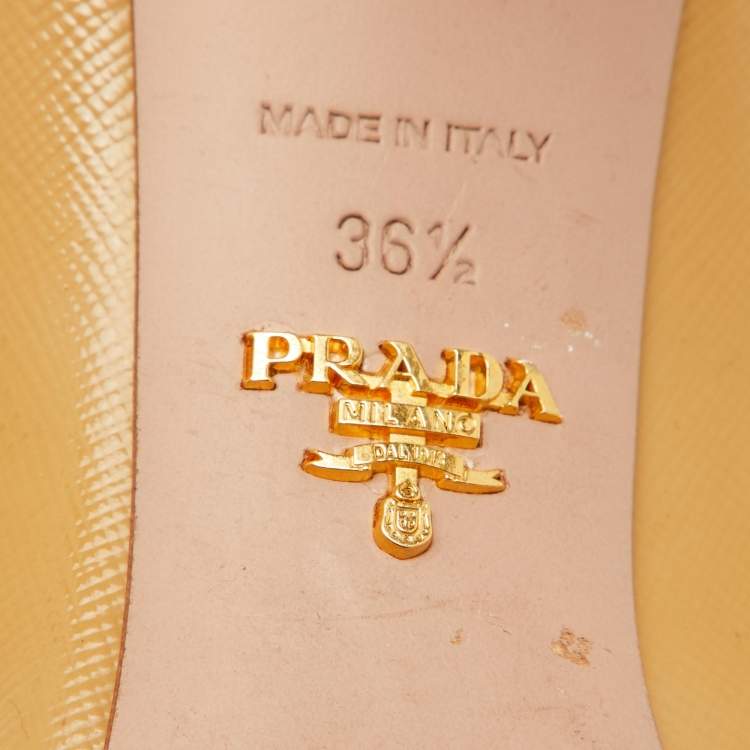 Pre Owned Prada Beige Patent Leather Pointed Toe Pumps Size 36.5