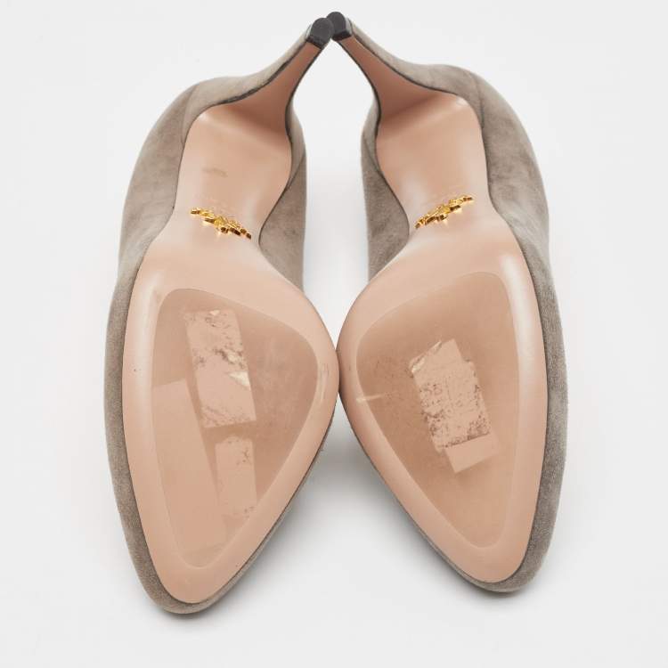 Pre Owned Prada Grey Suede Platform Pumps Size 37.5