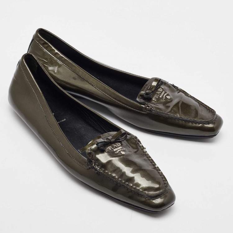 Pre Owned Prada Olive Green Patent Leather Penny Loafers Size 40
