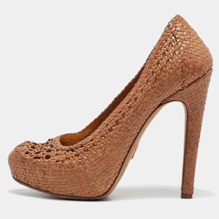 Pre Owned Prada Brown Woven Leather Madras Platform Pumps Size 37.5