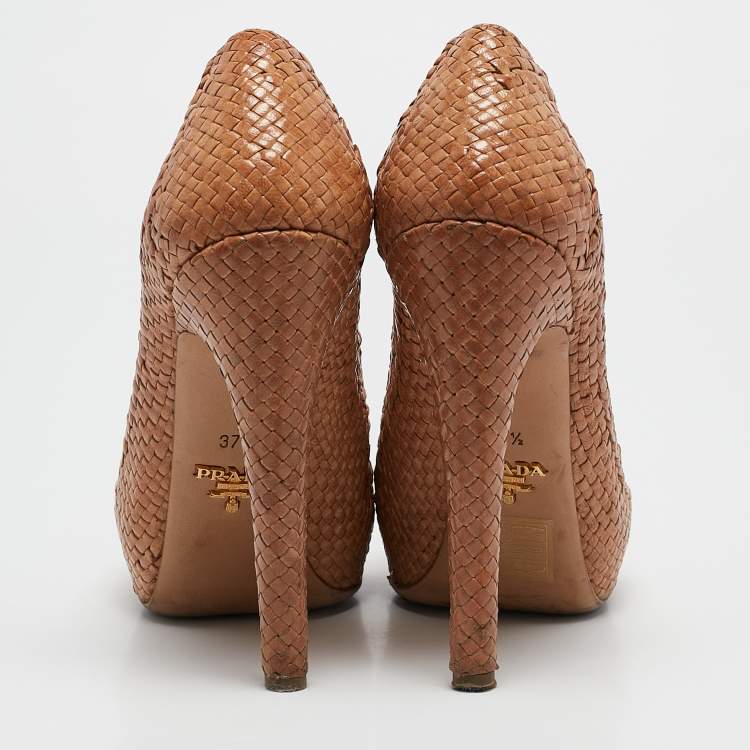 Pre Owned Prada Brown Woven Leather Madras Platform Pumps Size 37.5