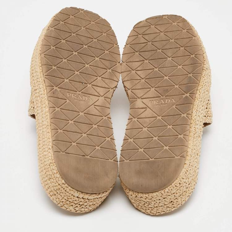 Pre Owned Prada Beige Raffia Triangle Logo Plaque Platform Slide Sandals Size 40