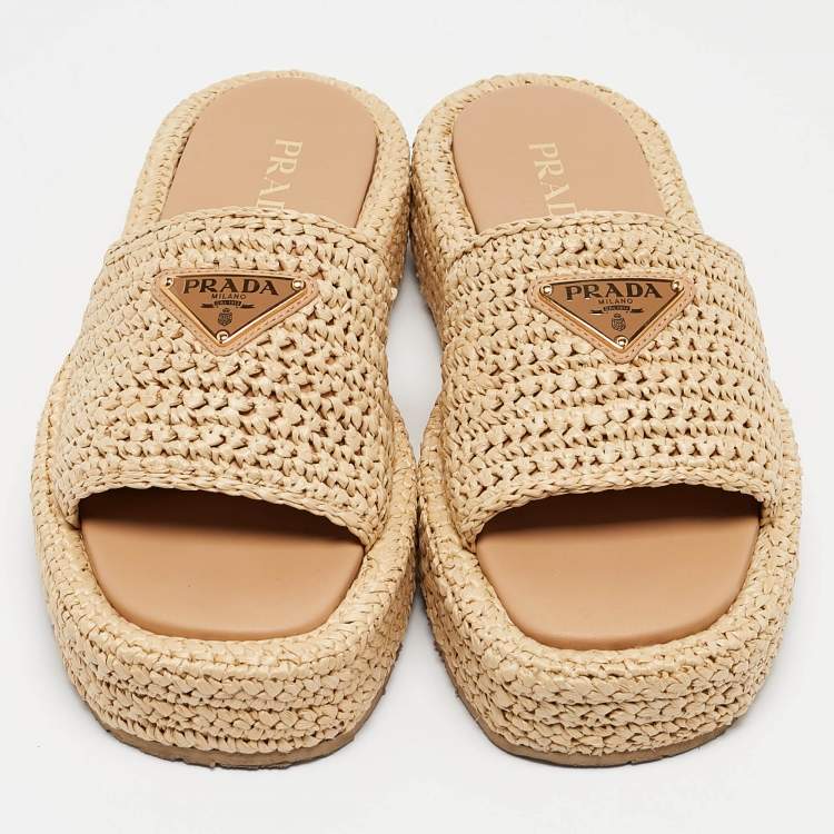Pre Owned Prada Beige Raffia Triangle Logo Plaque Platform Slide Sandals Size 40