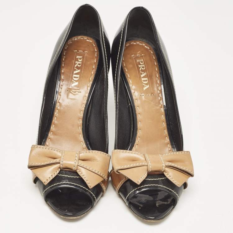 Pre Owned Prada Black/Brown Patent and Leather Bow Peep Toe Pumps Size 40.5