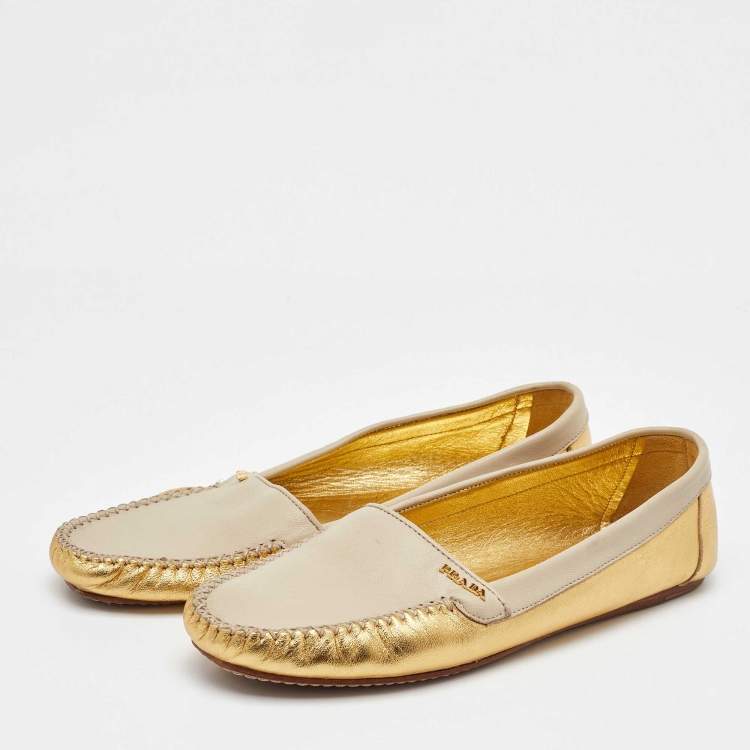 Pre Owned Prada Cream/Gold Leather Slip On Loafers Size 36.5