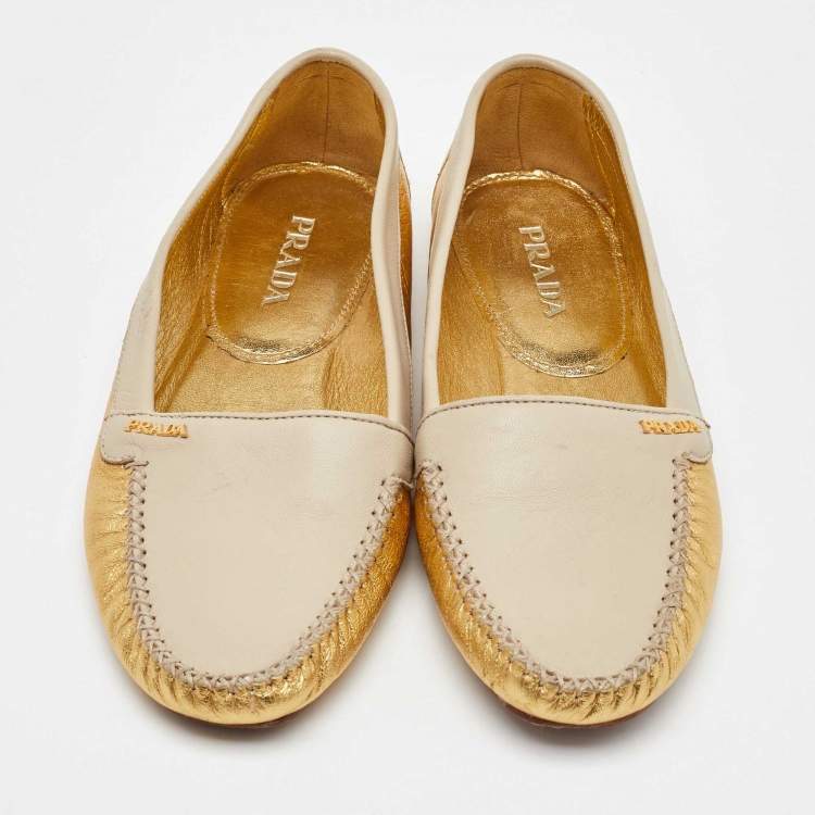 Pre Owned Prada Cream/Gold Leather Slip On Loafers Size 36.5