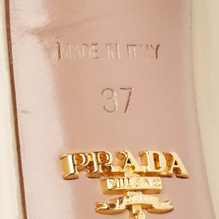 Pre Owned Prada Beige Patent Leather Platform Pumps Size 37