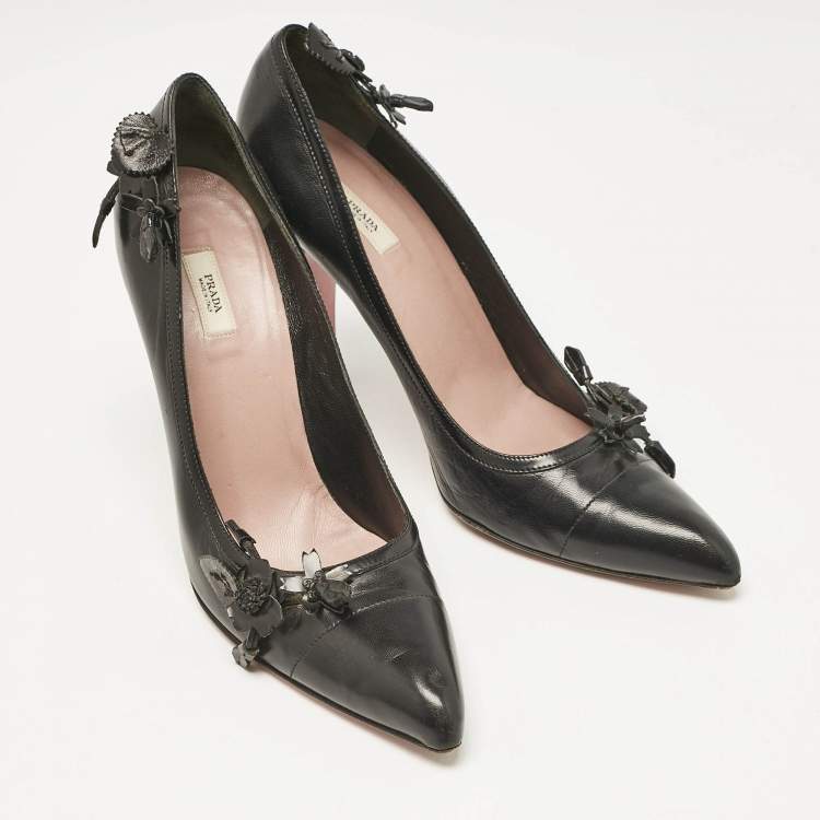 Pre Owned Prada Black Leather Flower Pointed Toe Pumps Size 38.5