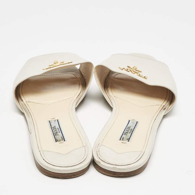 Pre Owned Prada Grey Saffiano Leather Flat Slides Size 39.5