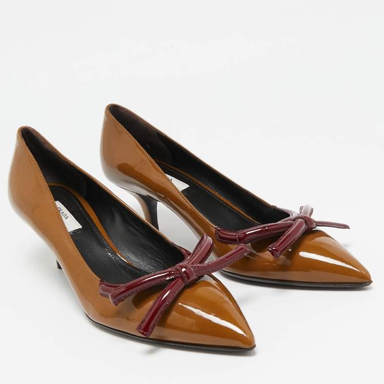 Pre Owned Prada Brown/Burgundy Patent Leather Bow Pointed Toe Pumps Size 38.5