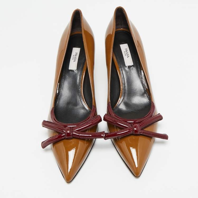 Pre Owned Prada Brown/Burgundy Patent Leather Bow Pointed Toe Pumps Size 38.5