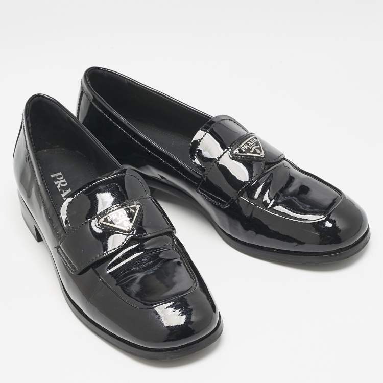 Pre Owned Prada Black Patent Leather Slip On Loafers Size 39