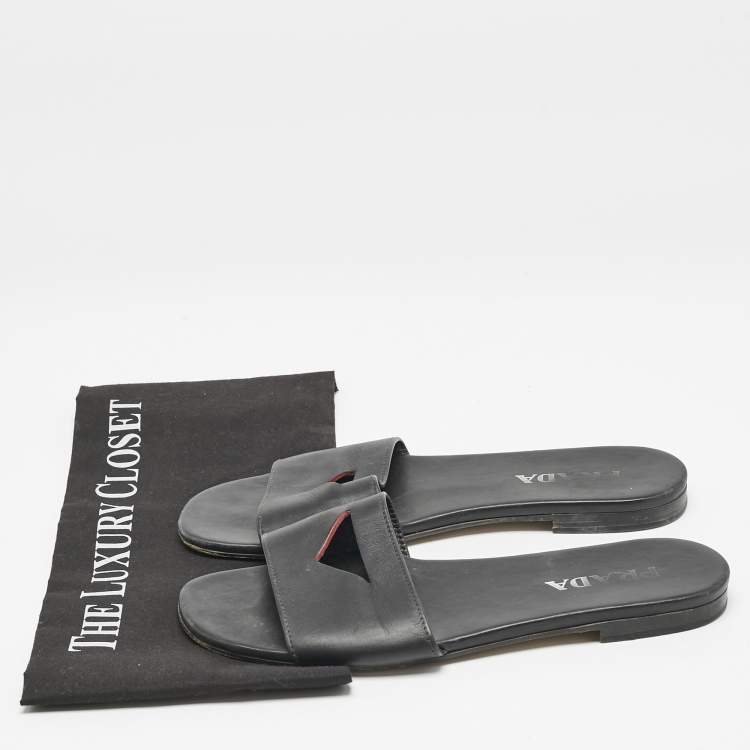Pre Owned Prada Black Leather Slide Flat Sandals Size 39