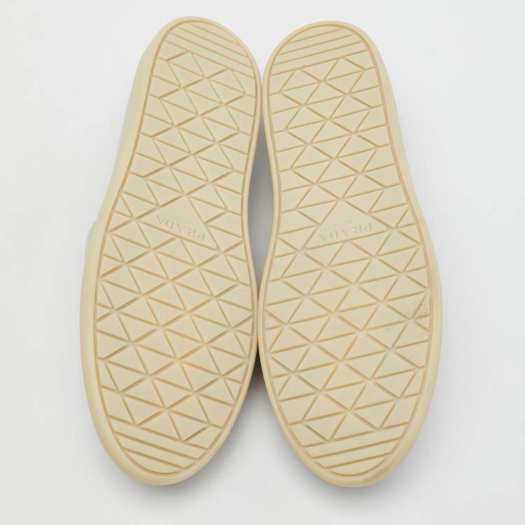 مملوكة مسبقًا Prada Light Blue Suede Slip On Loafers Size 38.5