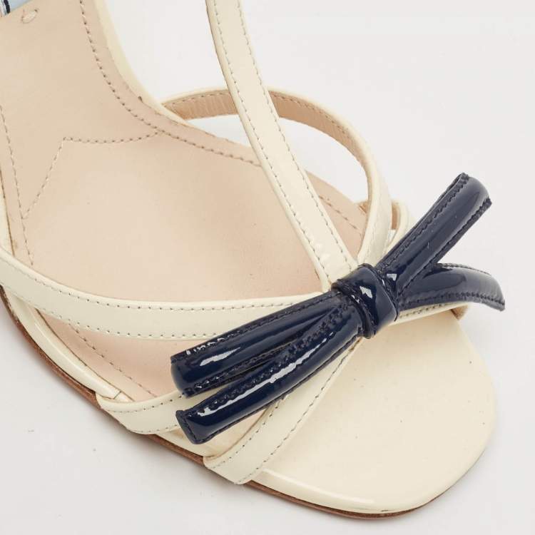 Pre Owned Prada White/Blue Patent Leather Bow T-strap Sandals Size 37