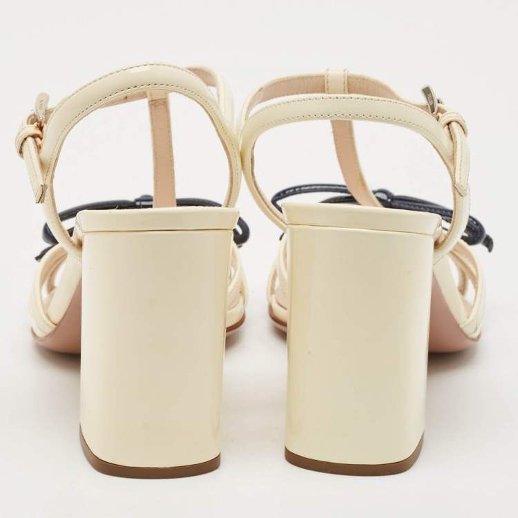 Pre Owned Prada White/Blue Patent Leather Bow T-strap Sandals Size 37
