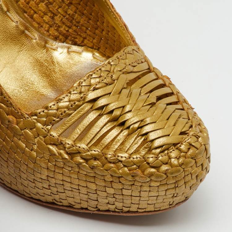 Pre Owned Prada Metallic Gold Woven Leather Madras Platform Pumps Size 38