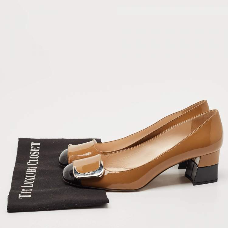 Pre Owned Prada Black/Beige Patent Leather Buckle Block Heel Pumps Size 38.5