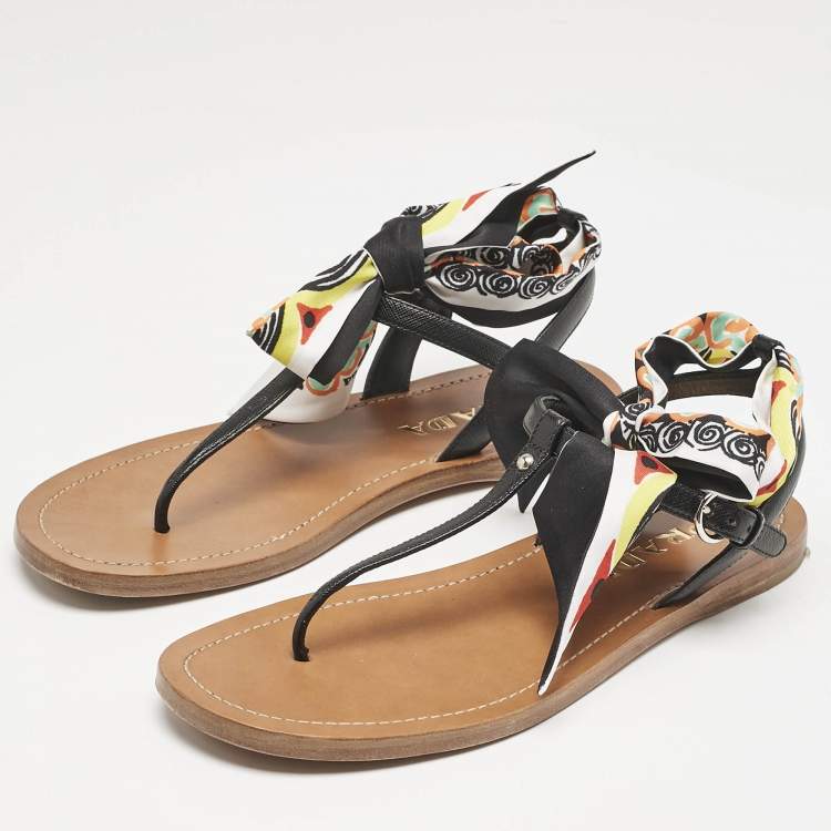 Pre Owned Prada Black Saffiano Leather T-Strap Ribbon Flat Sandals Size 40