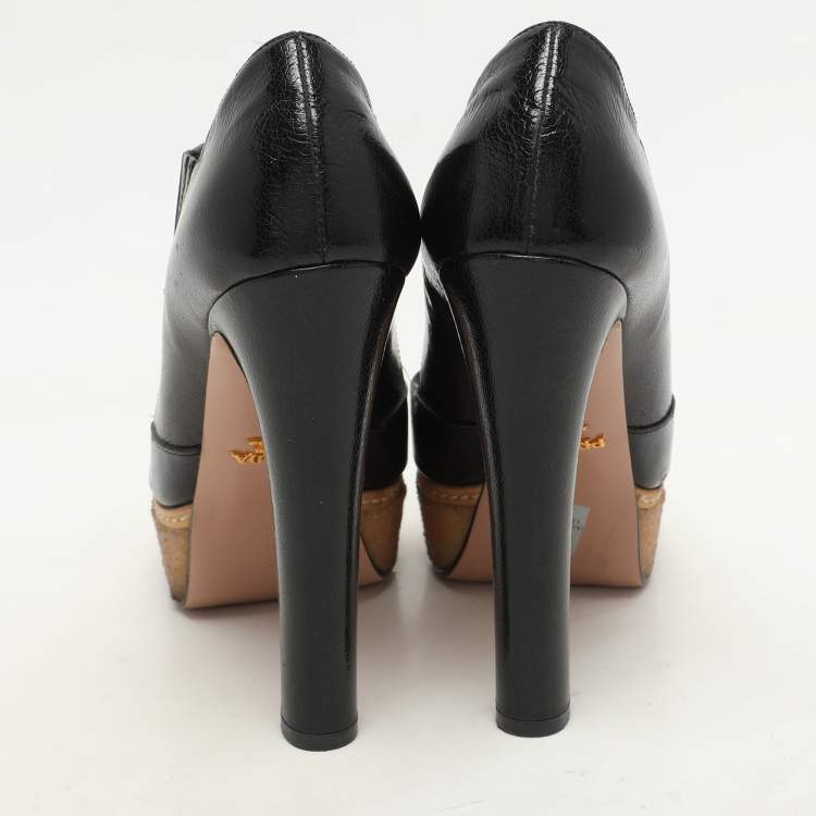 Pre Owned Prada Black Crackled Leather Mary Jane Platform Pumps Size 36.5