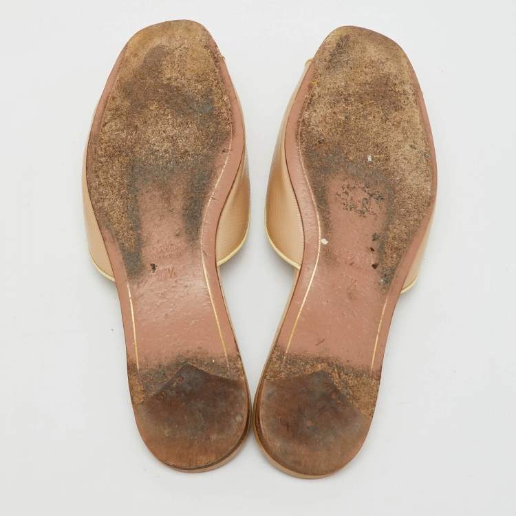 Pre Owned Prada Beige Saffiano Patent Leather Flat Slide Sandals Size 37.5