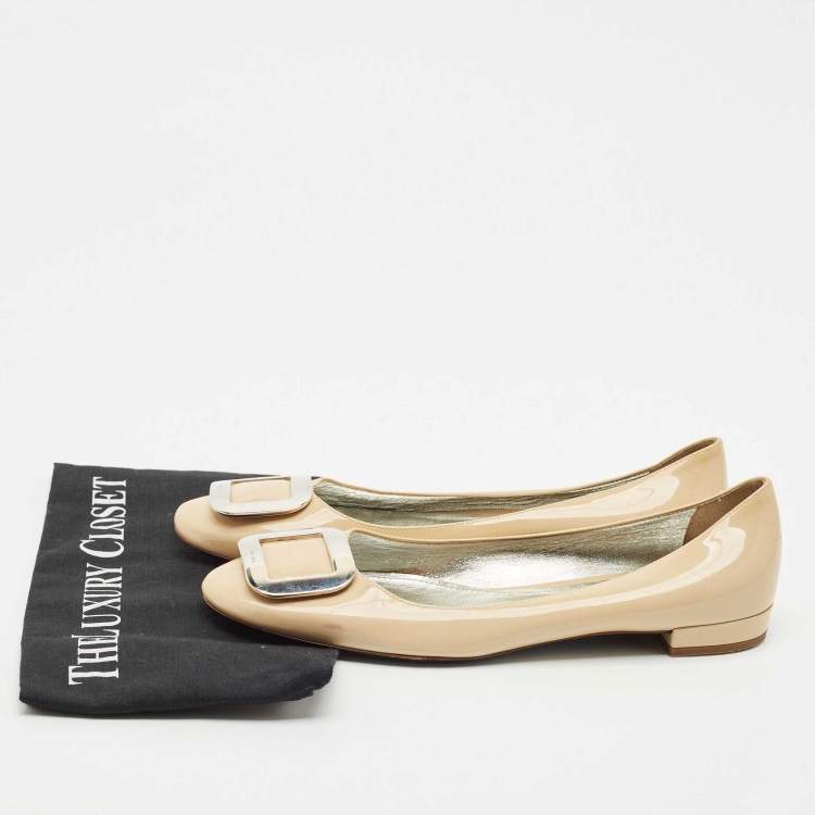 Pre Owned Prada Beige Patent Leather Ballet Flats Size 39.5