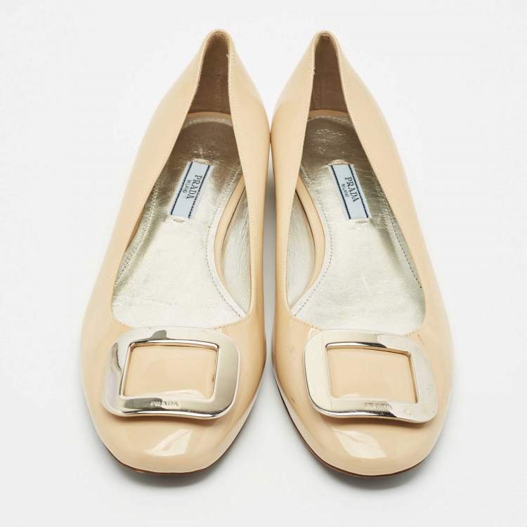 Pre Owned Prada Beige Patent Leather Ballet Flats Size 39.5