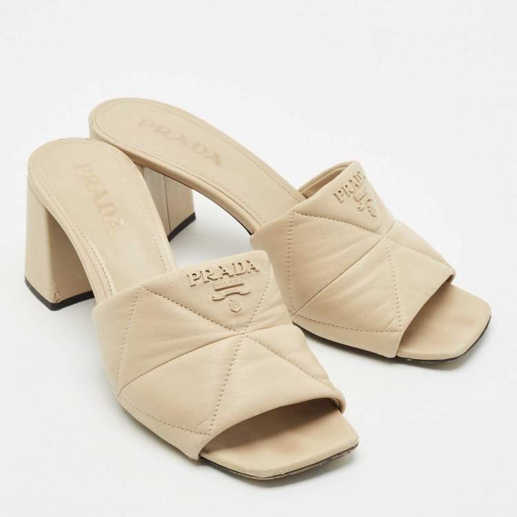 Pre Owned Prada Beige Quilted Leather Logo Slide Sandals Size 38.5