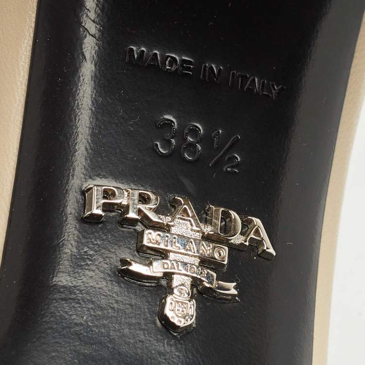 Pre Owned Prada Beige Quilted Leather Logo Slide Sandals Size 38.5