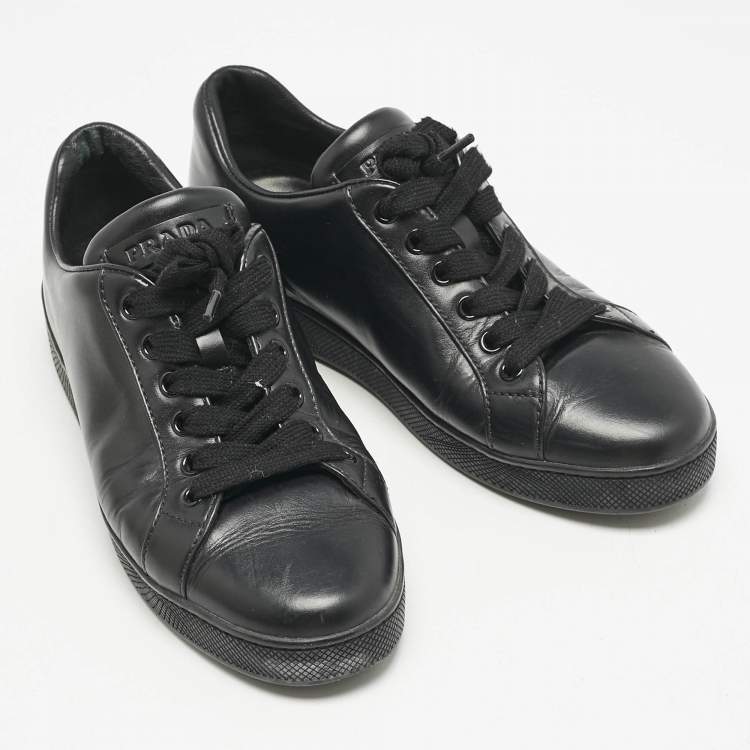Pre Owned Prada Black Leather Lace Up Low Top Sneakers Size 37