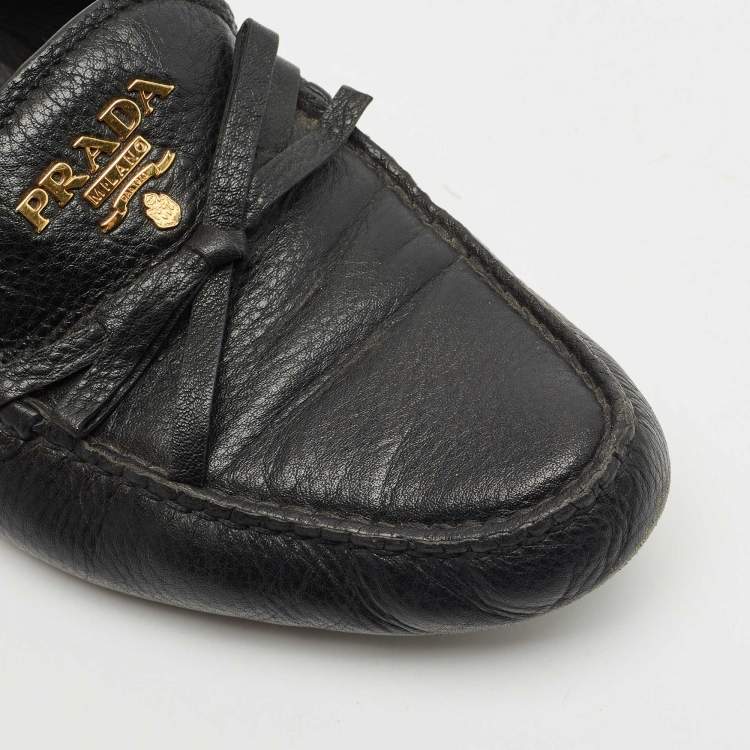 Pre Owned Prada Black Leather Bow Logo Embellished Slip On Loafers Size 40