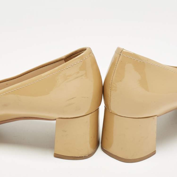 مملوكة مسبقًا Prada Beige Patent Leather Bow Block Heel Pumps Size 39.5